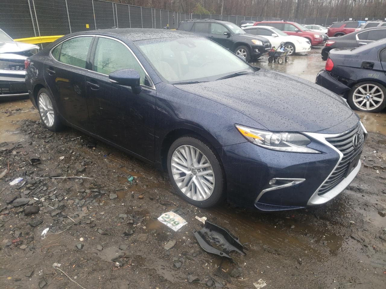 LEXUS ES 350 2016 with VIN 58ABK1GG3GU023260 - Photo from auction