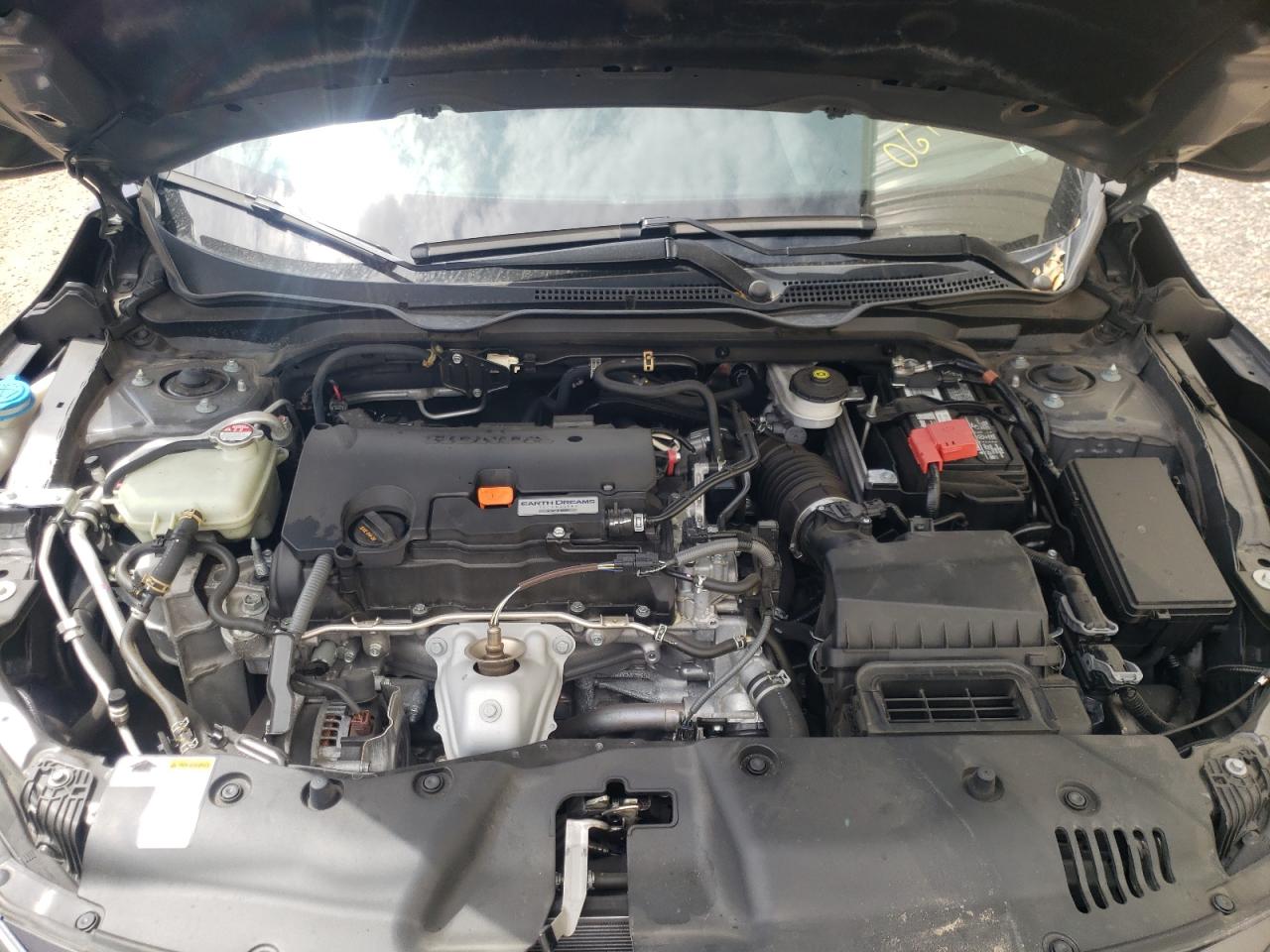 Photo 7 from auction – 2018 HONDA CIVIC EX with VIN 2HGFC2F89JH610679