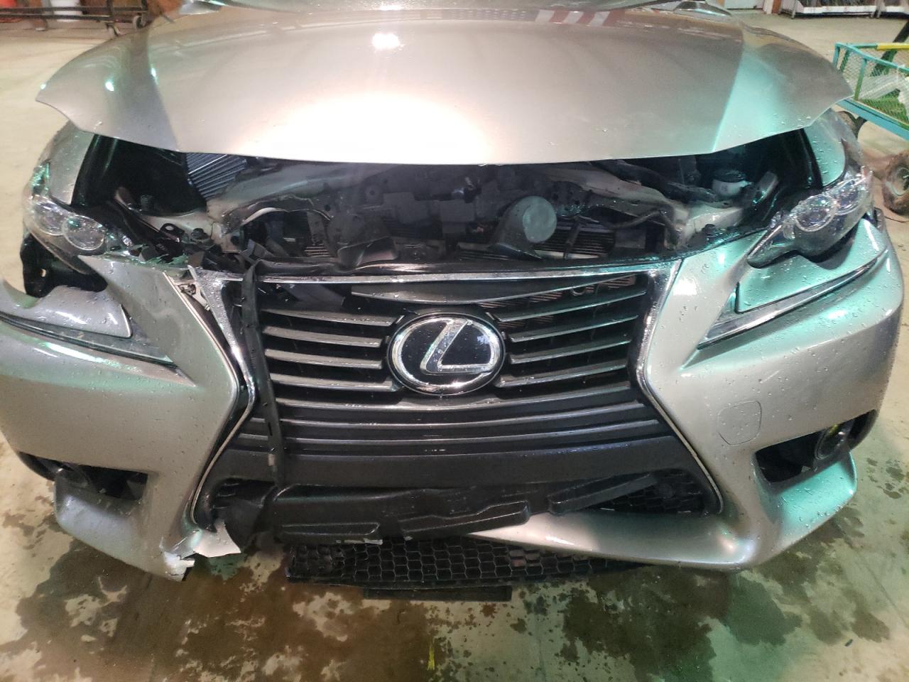 Photo 9 from auction – 2016 LEXUS IS 200T with VIN JTHBA1D28G5004929