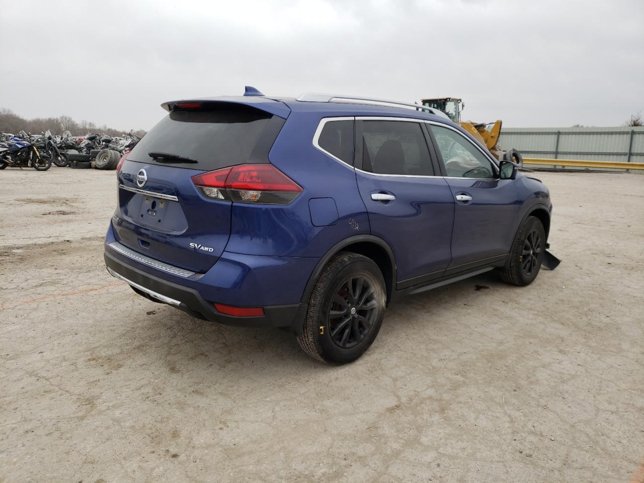 Photo 4 from auction – 2018 NISSAN ROGUE S with VIN KNMAT2MV9JP554935