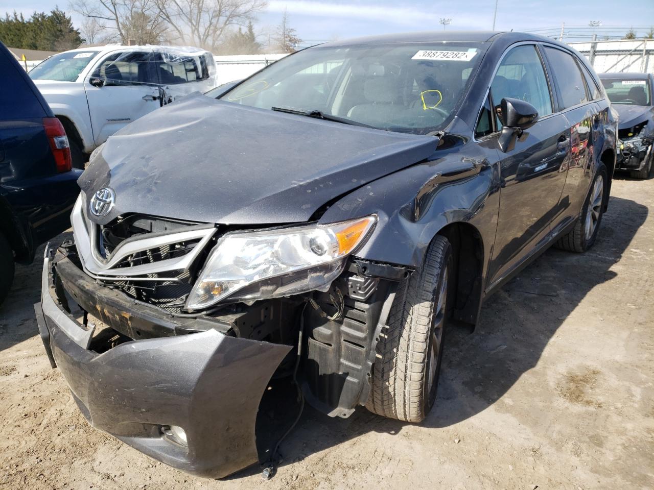 Photo 2 from auction – 2015 TOYOTA VENZA LE with VIN 4T3BA3BB9FU067139