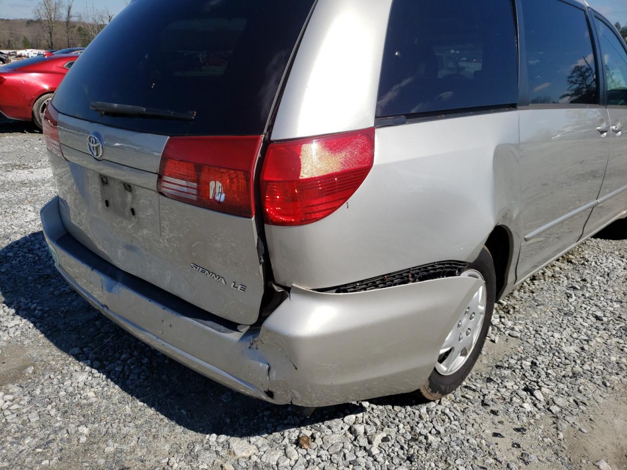 Photo 9 from auction – 2004 TOYOTA SIENNA CE with VIN 5TDZA23C44S151111