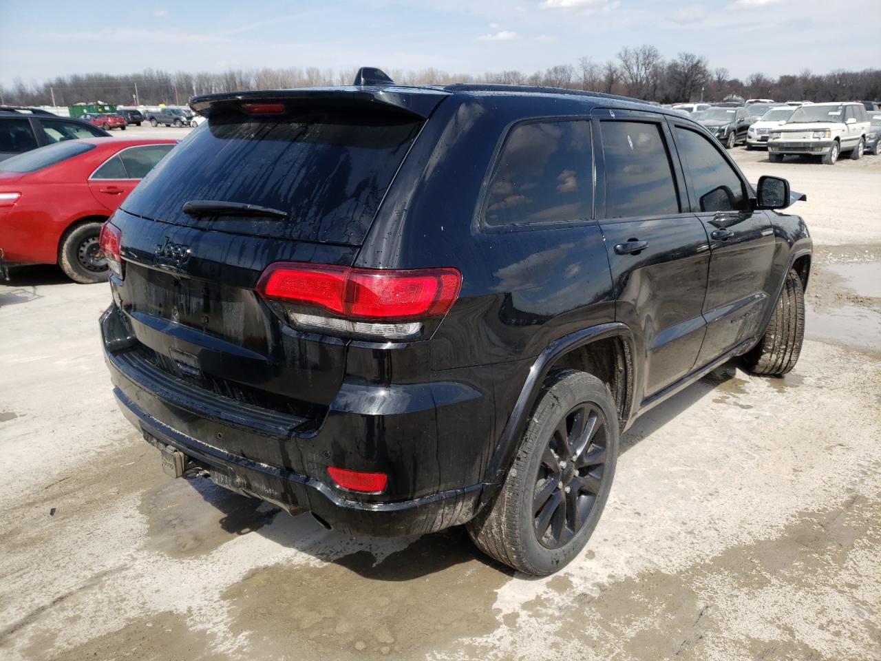 Photo 4 from auction – 2017 JEEP GRAND CHER with VIN 1C4RJFAG8HC818895