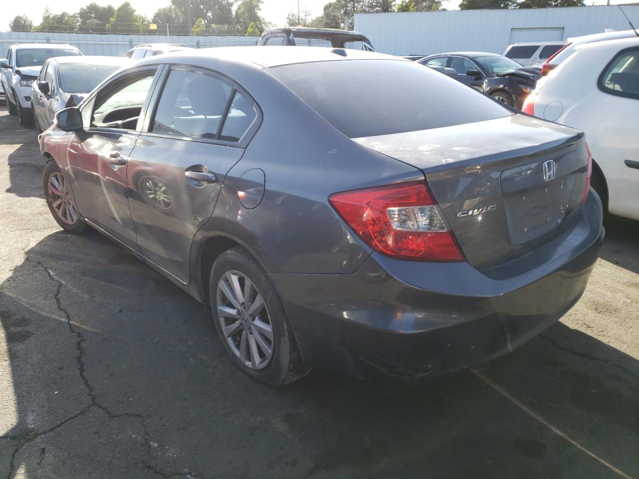 Photo 3 from auction – 2012 HONDA CIVIC EX with VIN 19XFB2F86CE331948