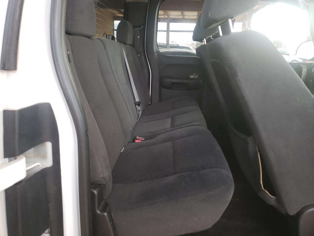 Photo 6 from auction – 2008 CHEVROLET SILVERADO with VIN 1GCEK19078Z277566