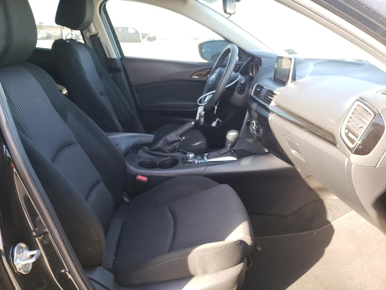 Photo 5 from auction – 2016 MAZDA 3 SPORT with VIN 3MZBM1K75GM261500