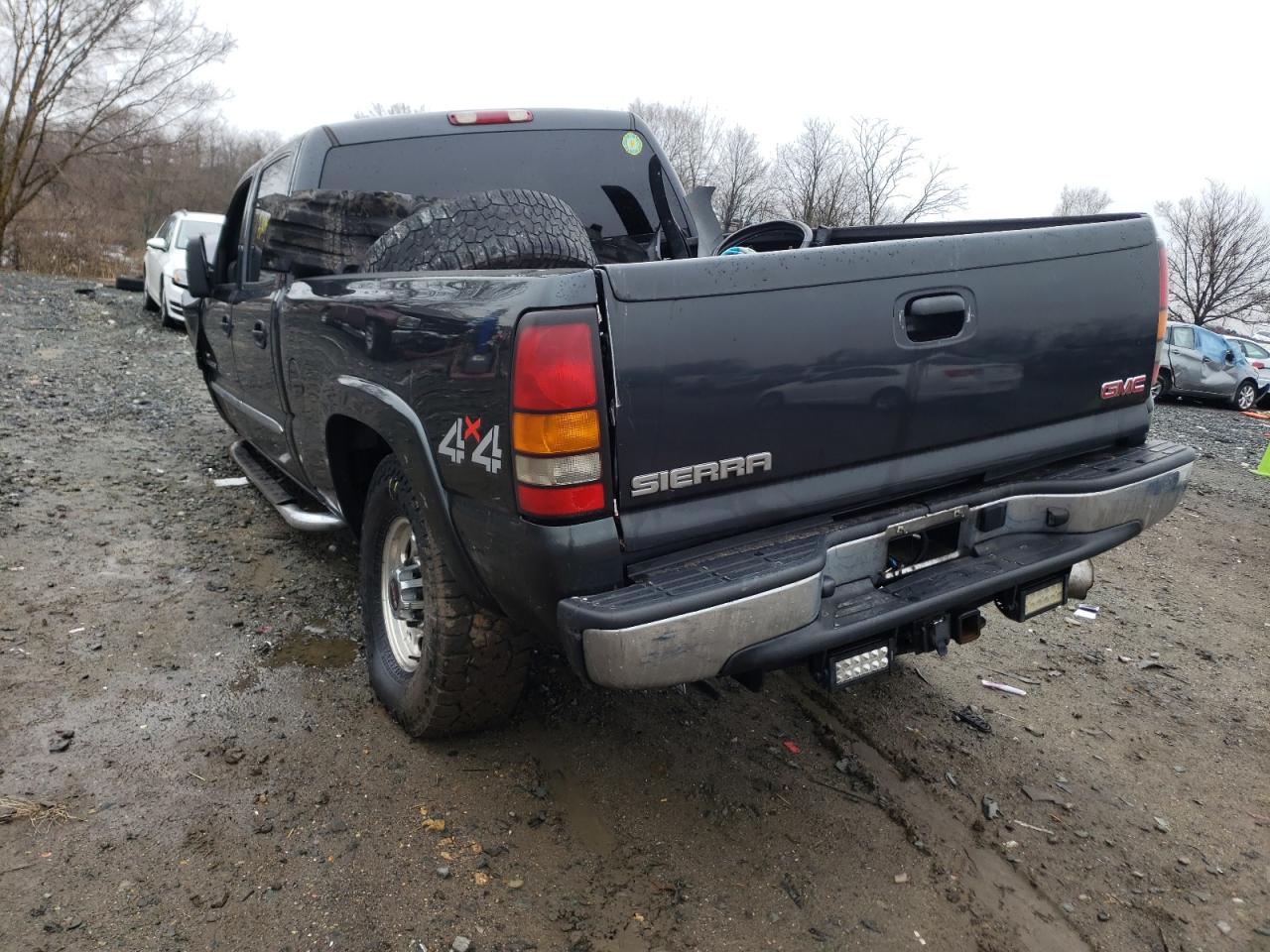 Photo 3 from auction – 2004 GMC SIERRA K25 with VIN 1GTHK23274F213262