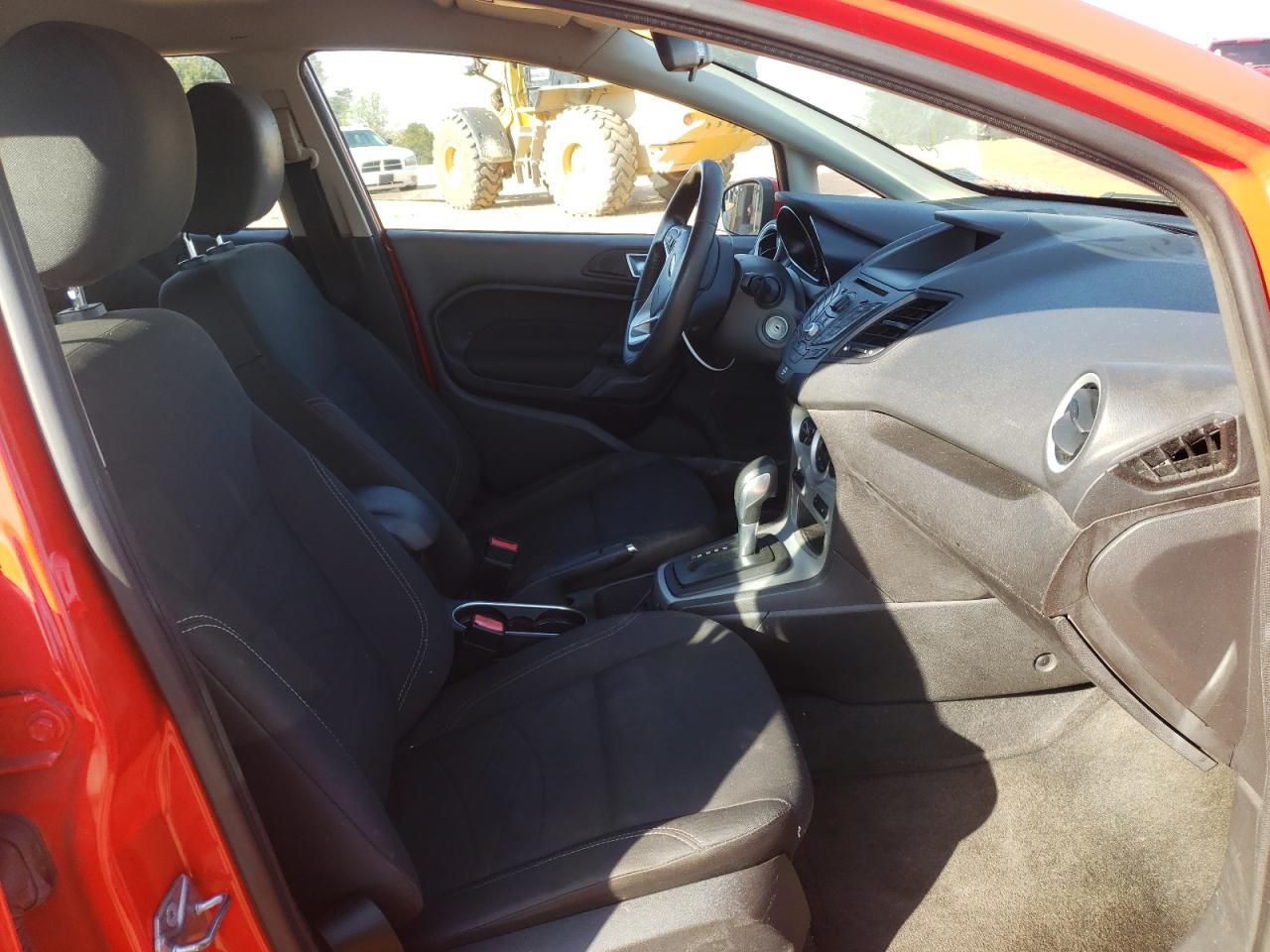 Photo 5 from auction – 2015 FORD FIESTA SE with VIN 3FADP4EJ3FM140853