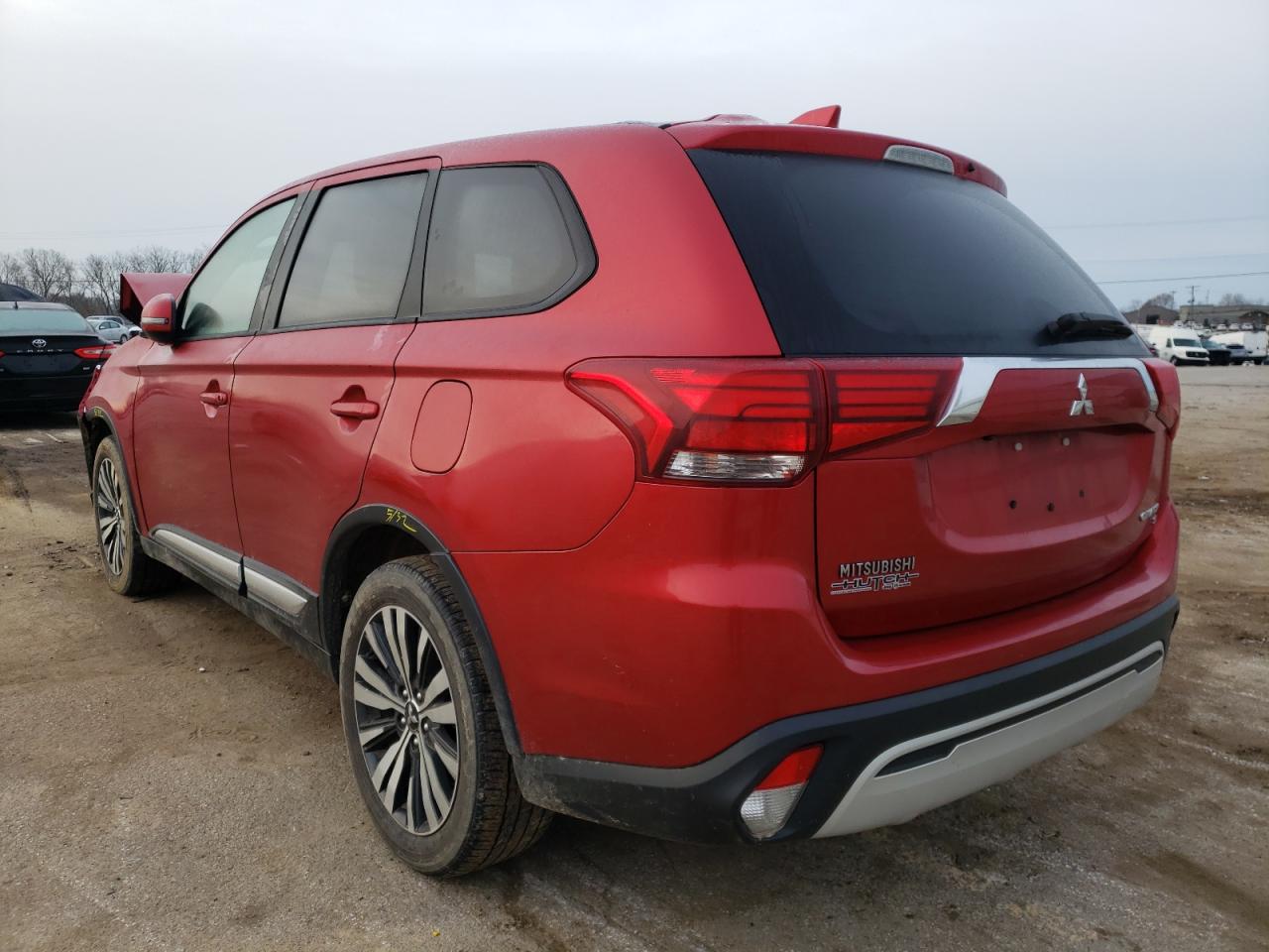 Photo 3 from auction – 2019 MITSUBISHI OUTLANDER with VIN JA4AZ3A35KZ055413