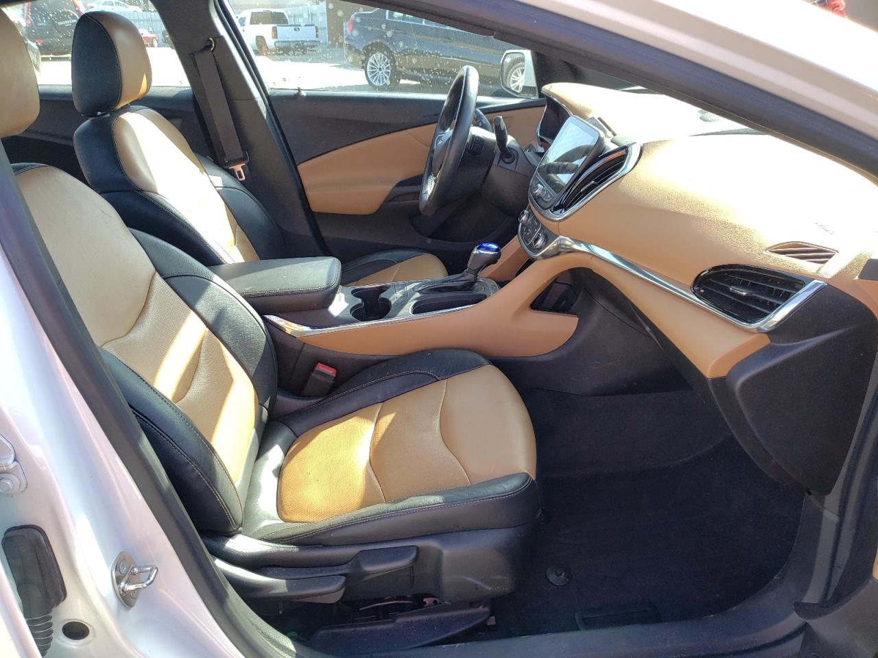 Photo 5 from auction – 2016 CHEVROLET VOLT LTZ with VIN 1G1RD6S51GU130761