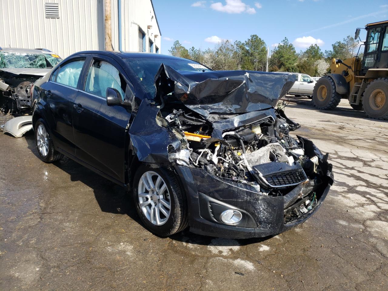 Photo 1 from auction – 2014 CHEVROLET SONIC LT with VIN 1G1JC5SH1E4242025