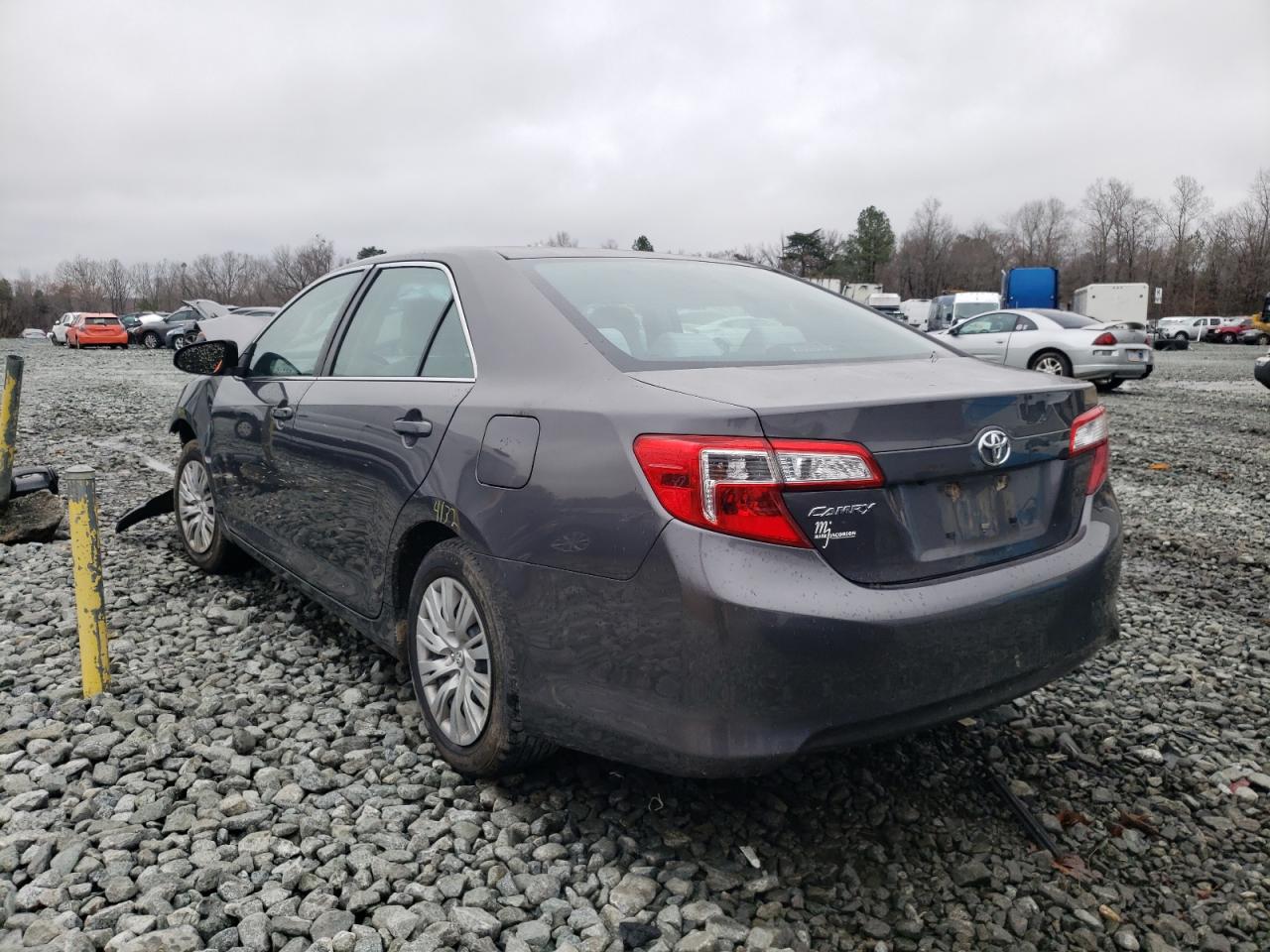 Photo 3 from auction – 2014 TOYOTA CAMRY L with VIN 4T4BF1FK0ER413009