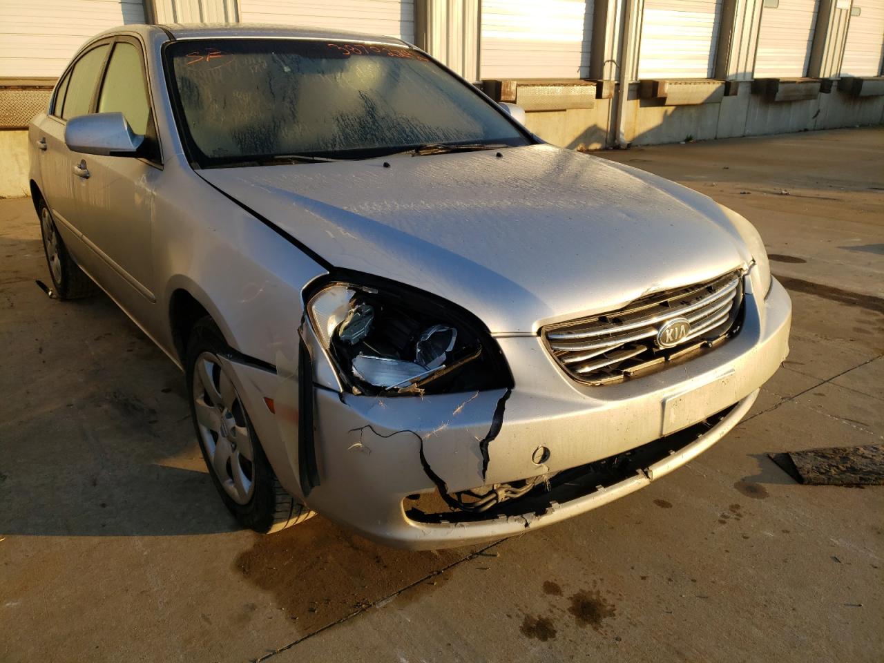 Photo 9 from auction – 2008 KIA OPTIMA LX with VIN KNAGE123985250636