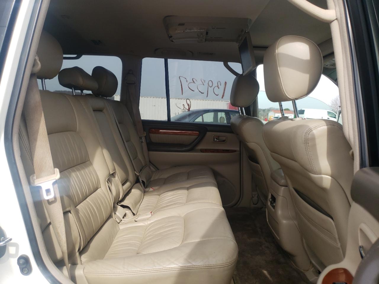 Photo 6 from auction – 2006 LEXUS LX 470 with VIN JTJHT00W164009531
