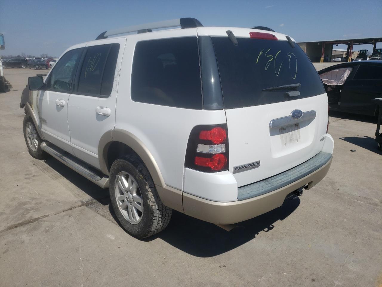 Photo 3 from auction – 2007 FORD EXPLORER E with VIN 1FMEU64E97UB36161