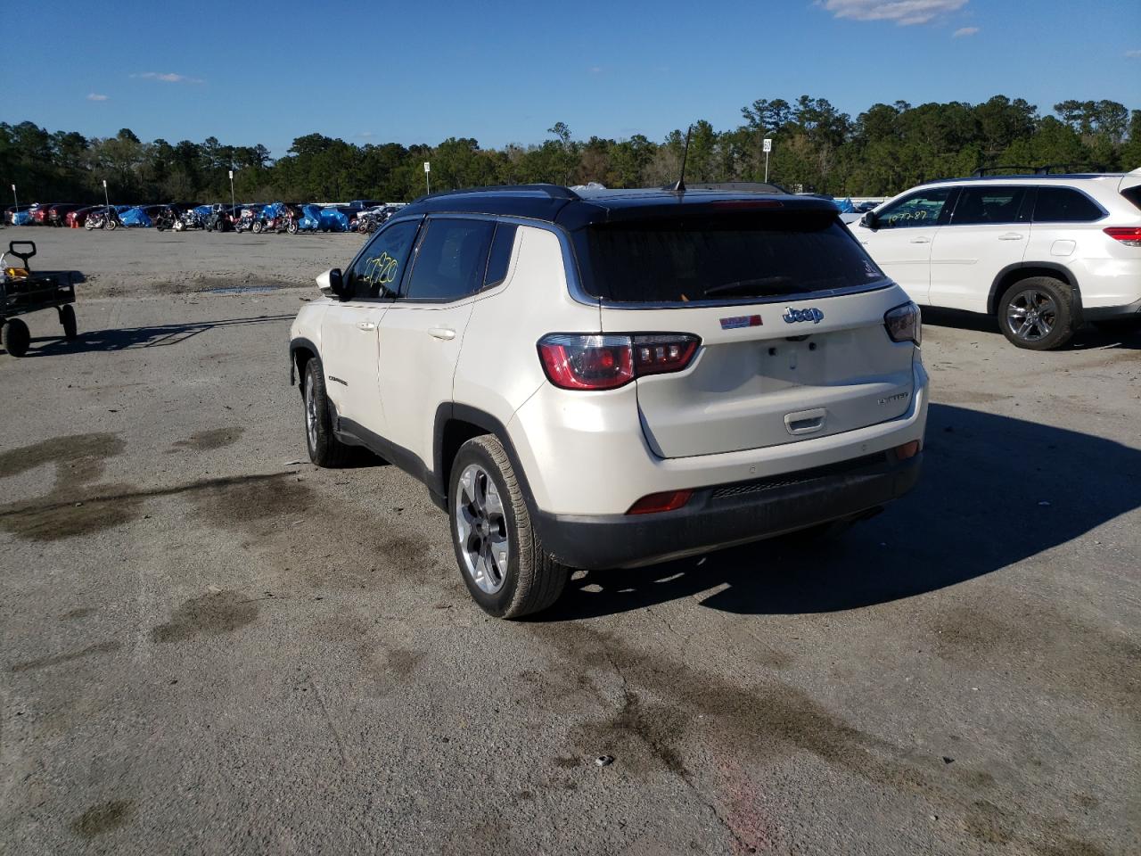 Photo 3 from auction – 2018 JEEP COMPASS with VIN 3C4NJCCBXJT240324