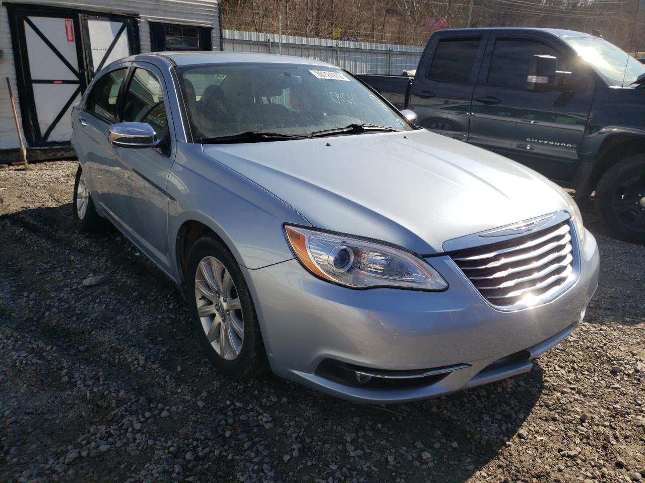 CHRYSLER 200 LIMITE 2013 with VIN 1C3CCBCG7DN700085 - Photo from auction