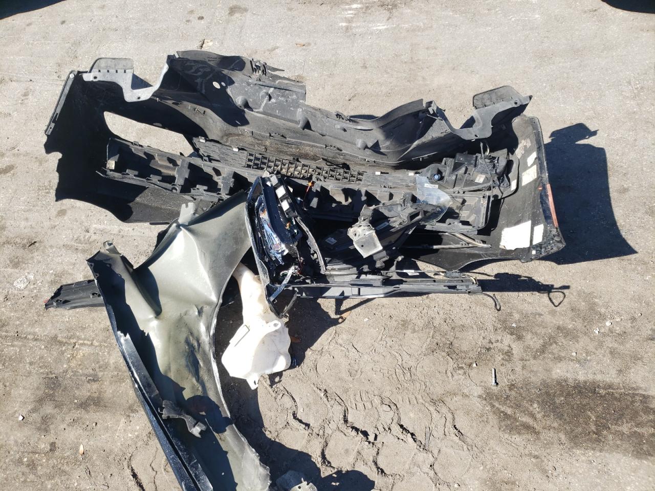 Photo 9 from auction – 2016 CHRYSLER 300 S with VIN 2C3CCABG1GH141660