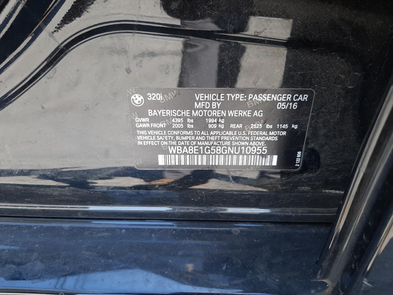 Photo 10 from auction – 2016 BMW 320 I with VIN WBA8E1G58GNU10955
