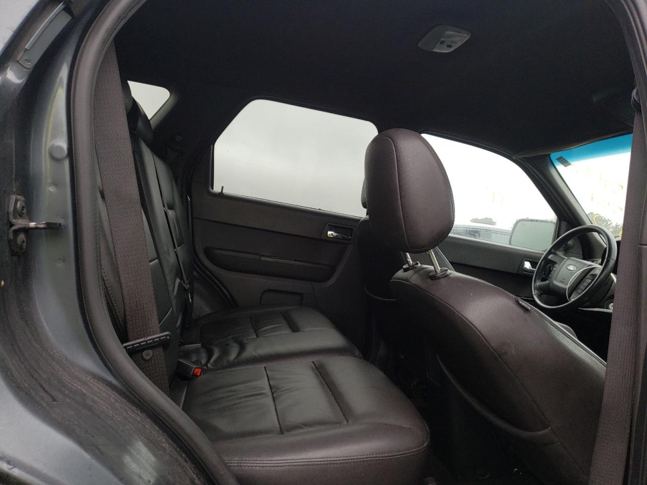 Photo 6 from auction – 2008 FORD ESCAPE LIM with VIN 1FMCU941X8KC15387