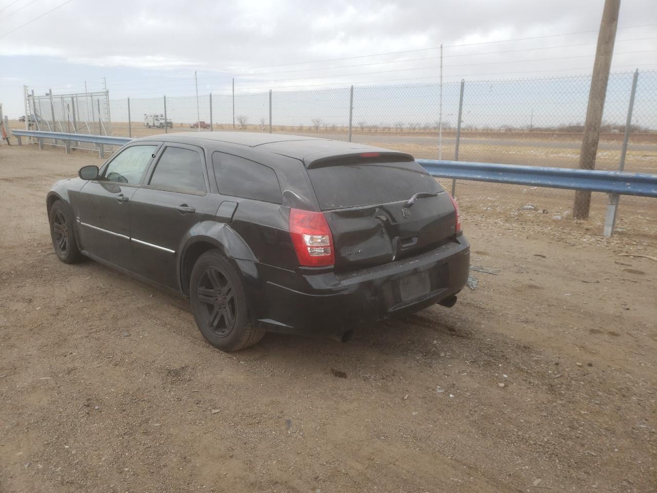 Photo 3 from auction – 2005 DODGE MAGNUM R/T with VIN 2D8GV58265H511512