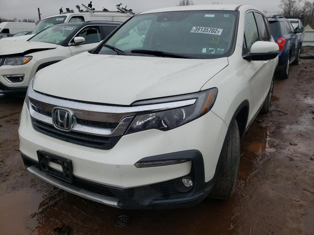 Photo 2 from auction – 2019 HONDA PILOT EX with VIN 5FNYF6H32KB053337