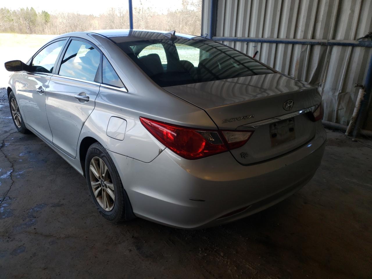 Photo 3 from auction – 2012 HYUNDAI SONATA GLS with VIN 5NPEB4AC3CH404059