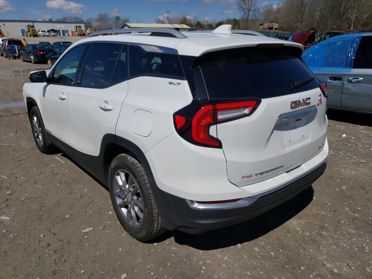 Photo 3 from auction – 2022 GMC TERRAIN SL with VIN 3GKALVEV2NL132446