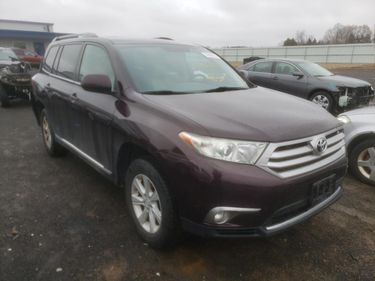 Фото 1 с аукциона – 2013 TOYOTA HIGHLANDER с VIN 5TDBK3EH1DS211665
