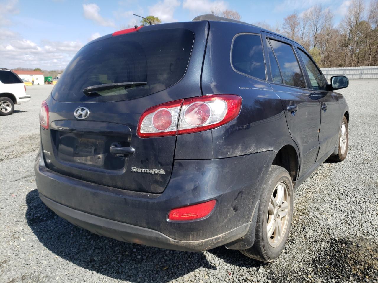 Photo 4 from auction – 2010 HYUNDAI SANTA FE G with VIN 5NMSG3AB1AH403993