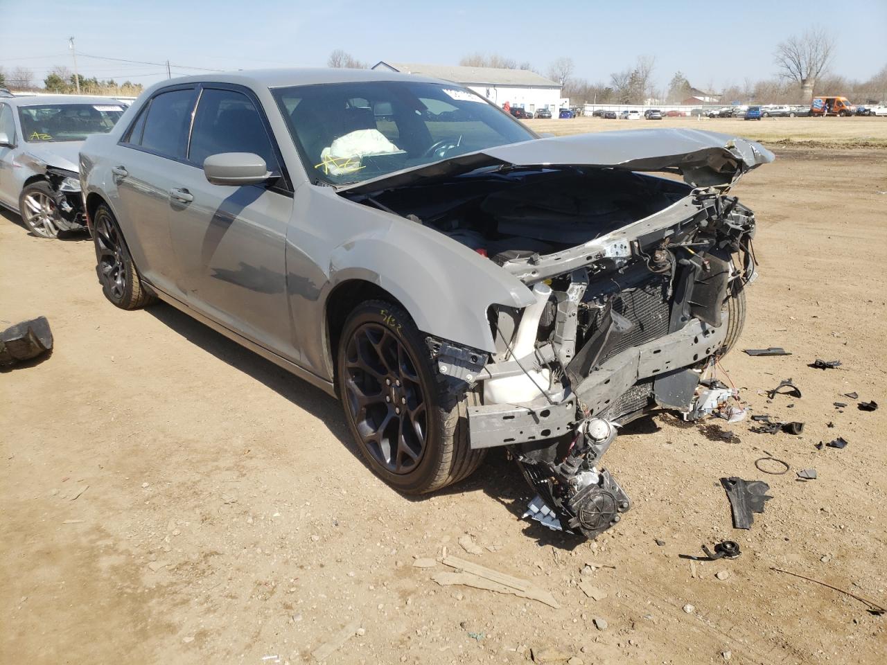 Фото 1 с аукциона – 2019 CHRYSLER 300 S с VIN 2C3CCABG0KH562598