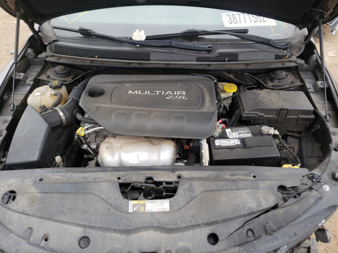 Photo 7 from auction – 2015 CHRYSLER 200 S with VIN 1C3CCCBB3FN633984