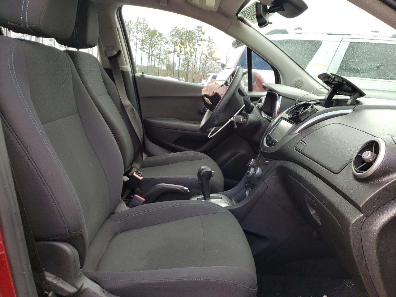 Foto 5 de la subasta – 2016 CHEVROLET TRAX LS con VIN 3GNCJKSB5GL256398