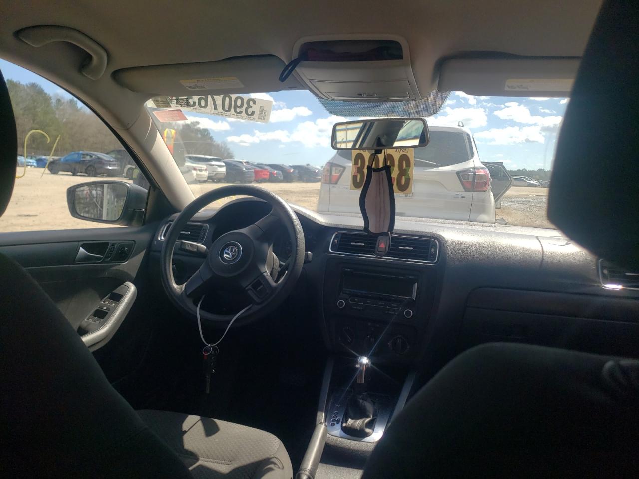 Photo 9 from auction – 2012 VOLKSWAGEN JETTA BASE with VIN 3VW2K7AJ1CM410372