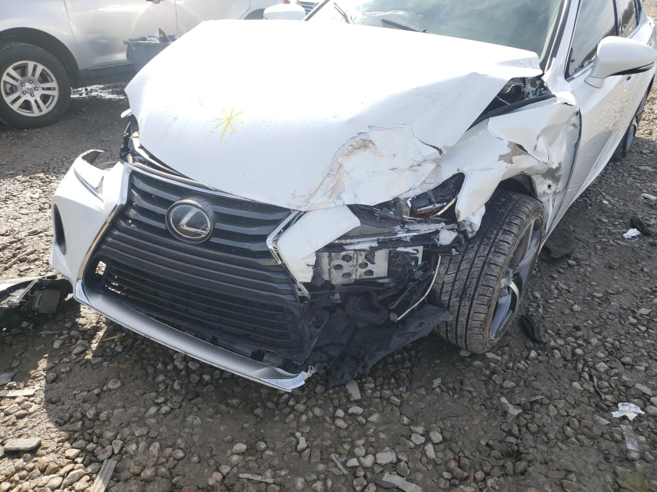 صورة رقم 9 من المزاد - 2017 LEXUS IS 200T مع VIN JTHBA1D25H5053667