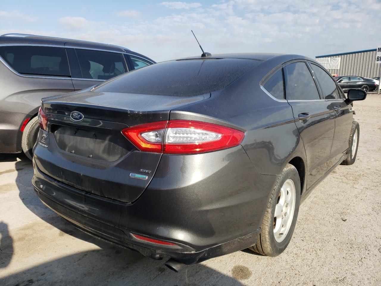 Photo 4 from auction – 2016 FORD FUSION SE with VIN 1FA6P0HD4G5136051