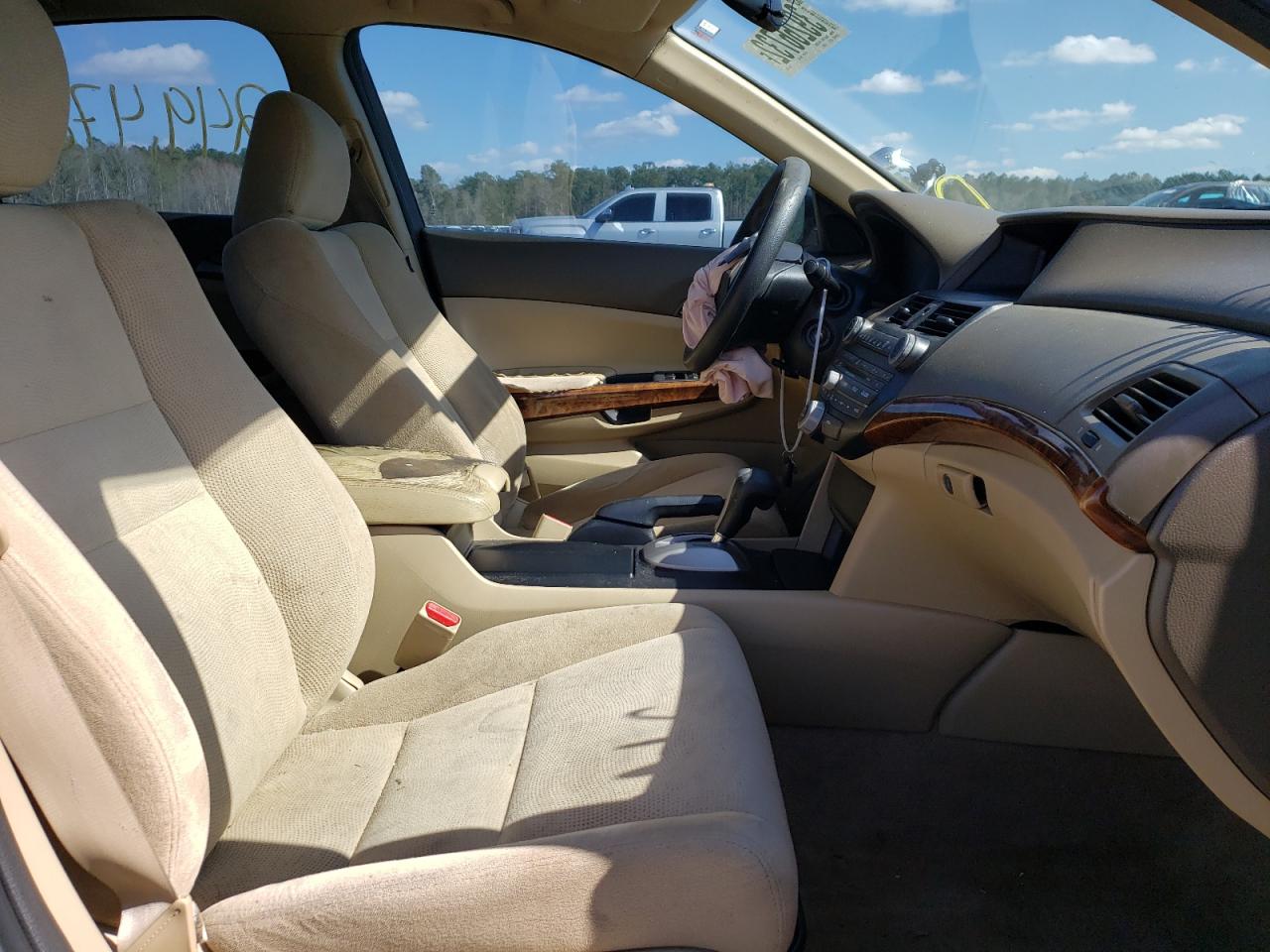 Photo 5 from auction – 2010 HONDA ACCORD EX with VIN 1HGCP2F73AA181522
