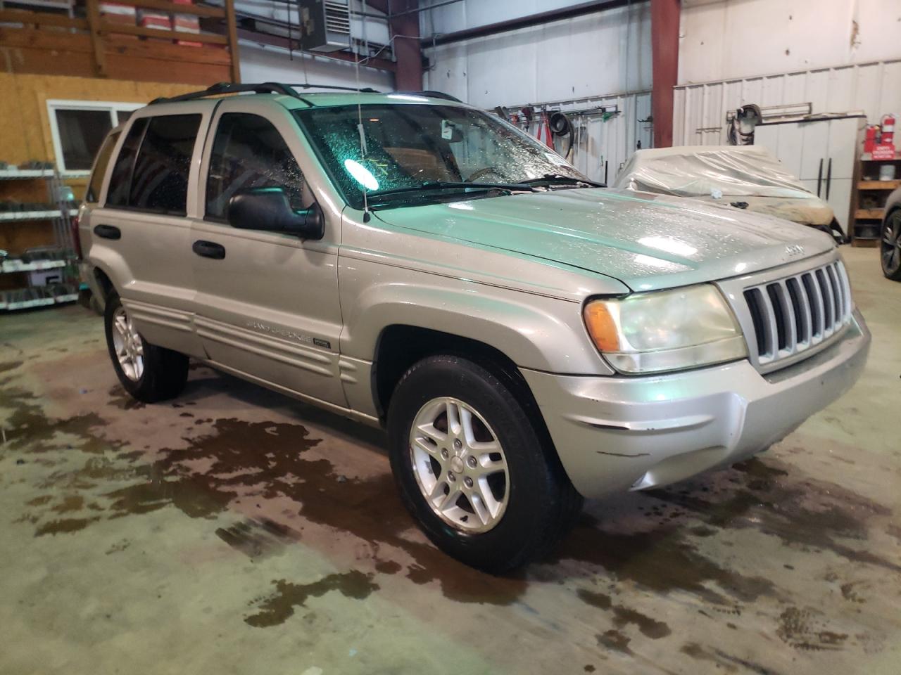 JEEP GRAND CHER 2004 with VIN 1J4GW48S94C276265 - Photo from auction