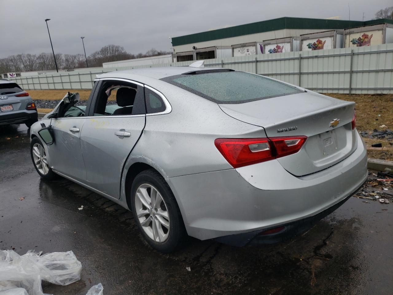 Photo 3 from auction – 2016 CHEVROLET MALIBU LT with VIN 1G1ZE5ST6GF335325