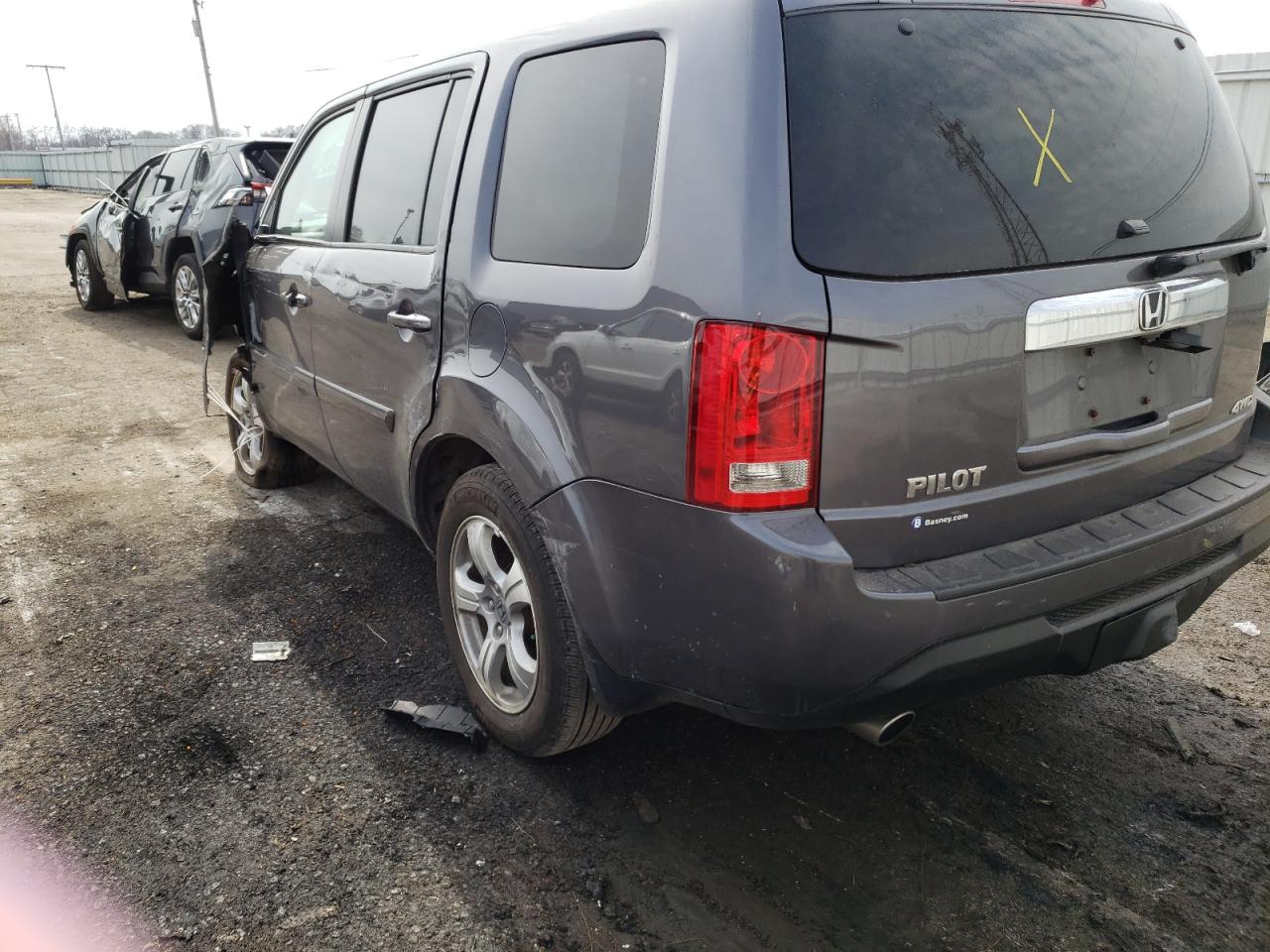 Photo 3 from auction – 2015 HONDA PILOT EXL with VIN 5FNYF4H68FB060555