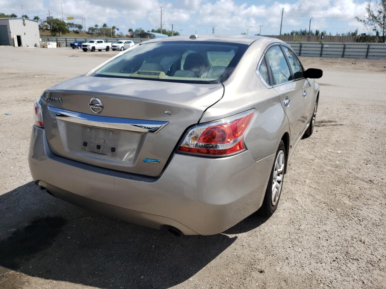 Photo 4 from auction – 2014 NISSAN ALTIMA 2.5 with VIN 1N4AL3AP7EC280665