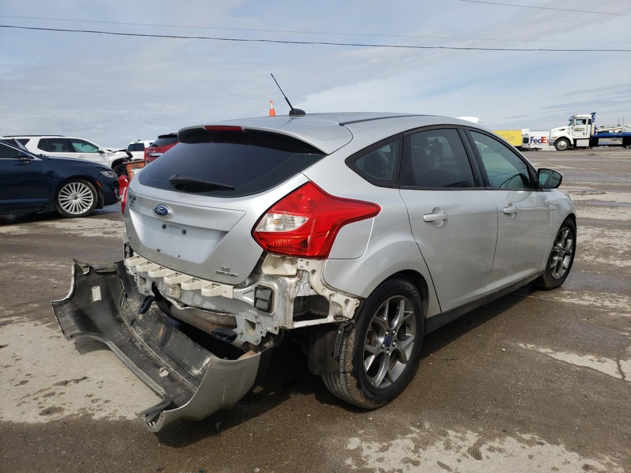 Photo 4 from auction – 2013 FORD FOCUS SE with VIN 1FADP3K26DL345380