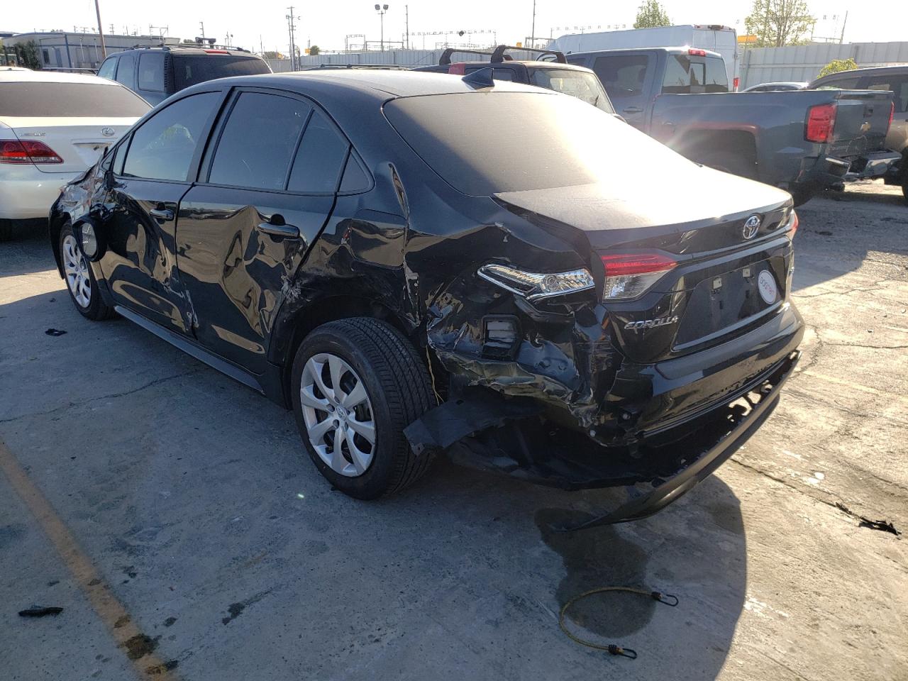 Photo 3 from auction – 2021 TOYOTA COROLLA LE with VIN 5YFEPMAEXMP212273