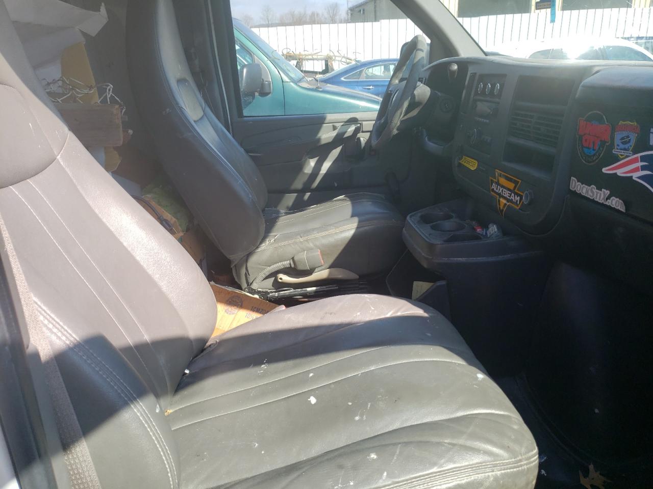 Photo 5 from auction – 2010 CHEVROLET EXPRESS G1 with VIN 1GCUGADX4A1102925