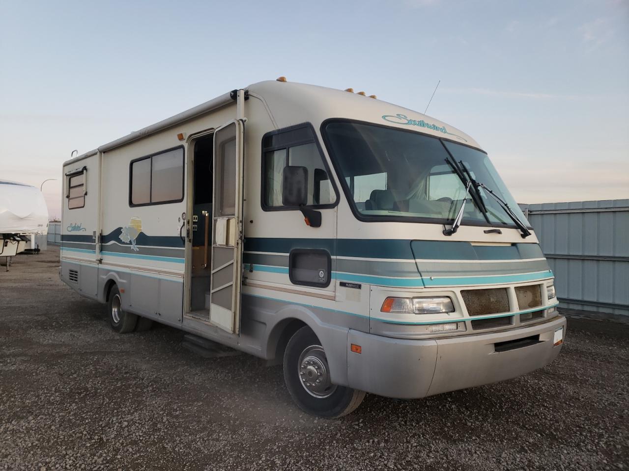 Photo 1 from auction – 1994 FORD SOUTHWIND with VIN 3FCMF53G4RJB01219