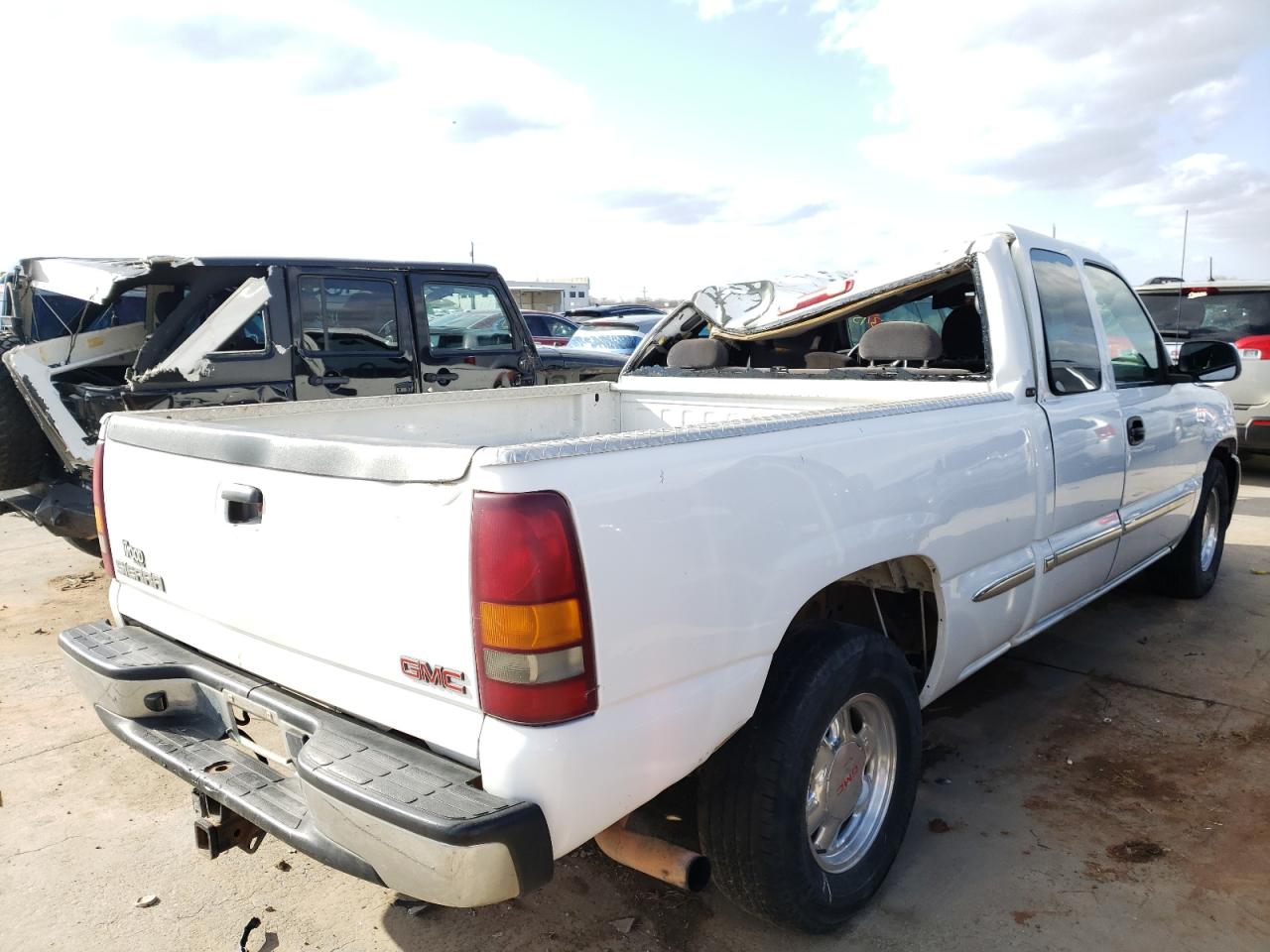 Photo 4 from auction – 2002 GMC NEW SIERRA with VIN 2GTEC19T221222336