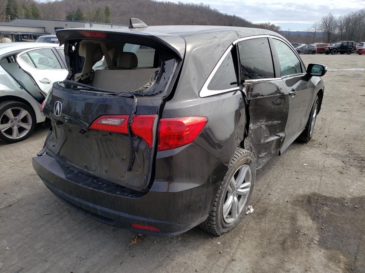 Photo 4 from auction – 2014 ACURA RDX TECHNO with VIN 5J8TB3H52EL010660