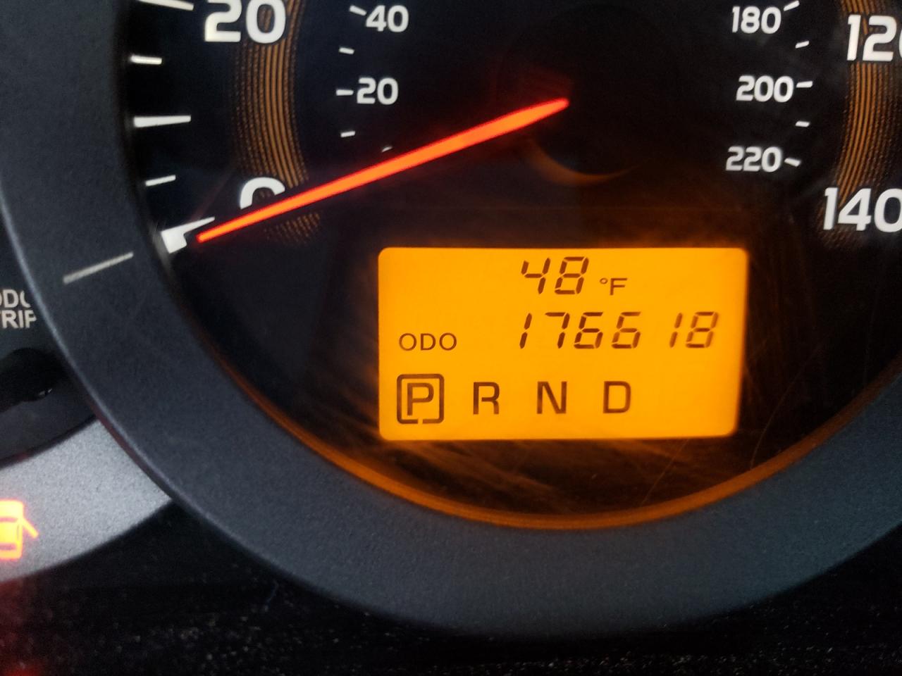 Photo 8 from auction – 2009 TOYOTA RAV4 LIMIT with VIN JTMBF31V89D010011