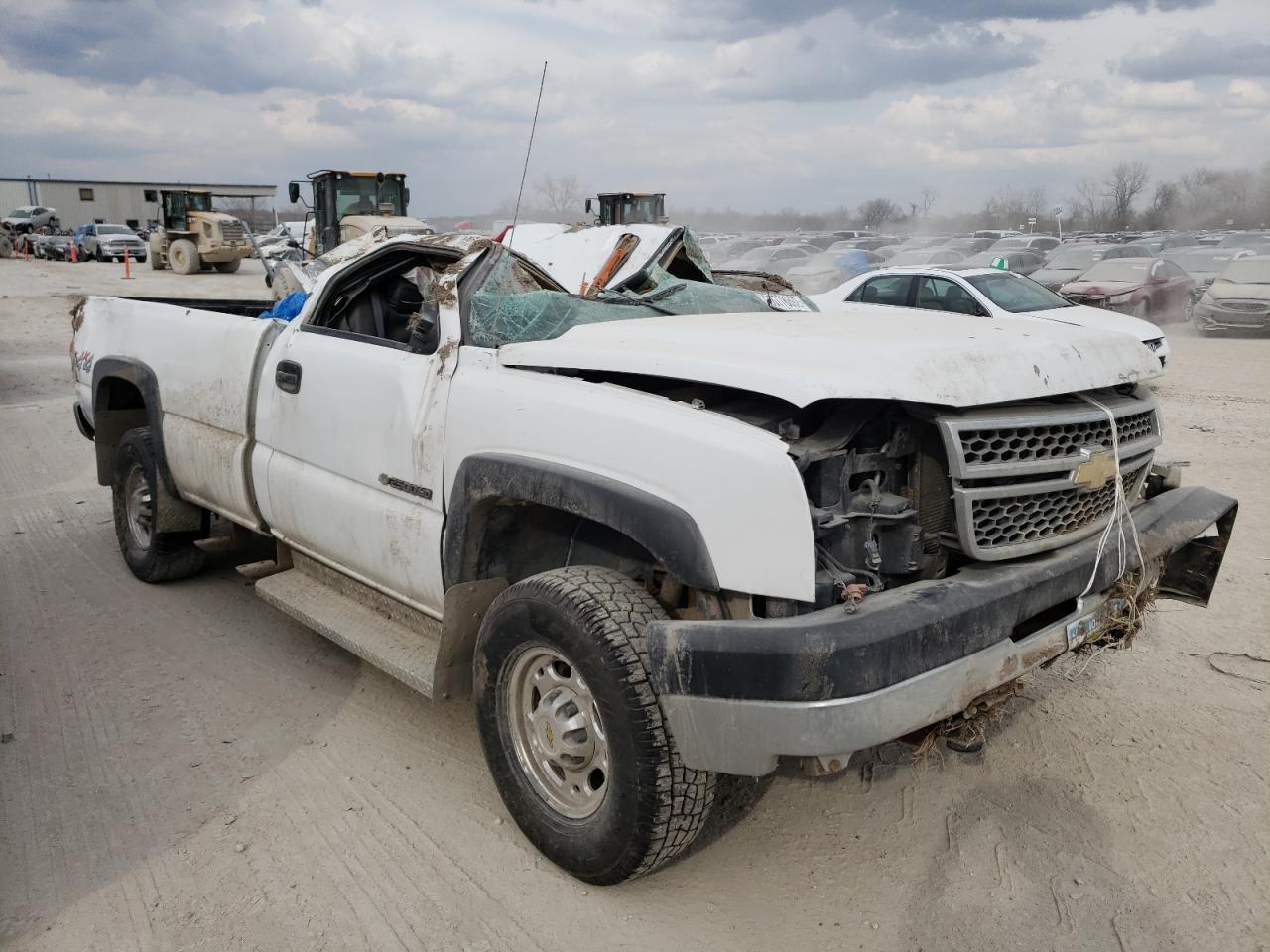 CHEVROLET SILVERADO 2006 with VIN 1GCHK24U16E182518 - Photo from auction