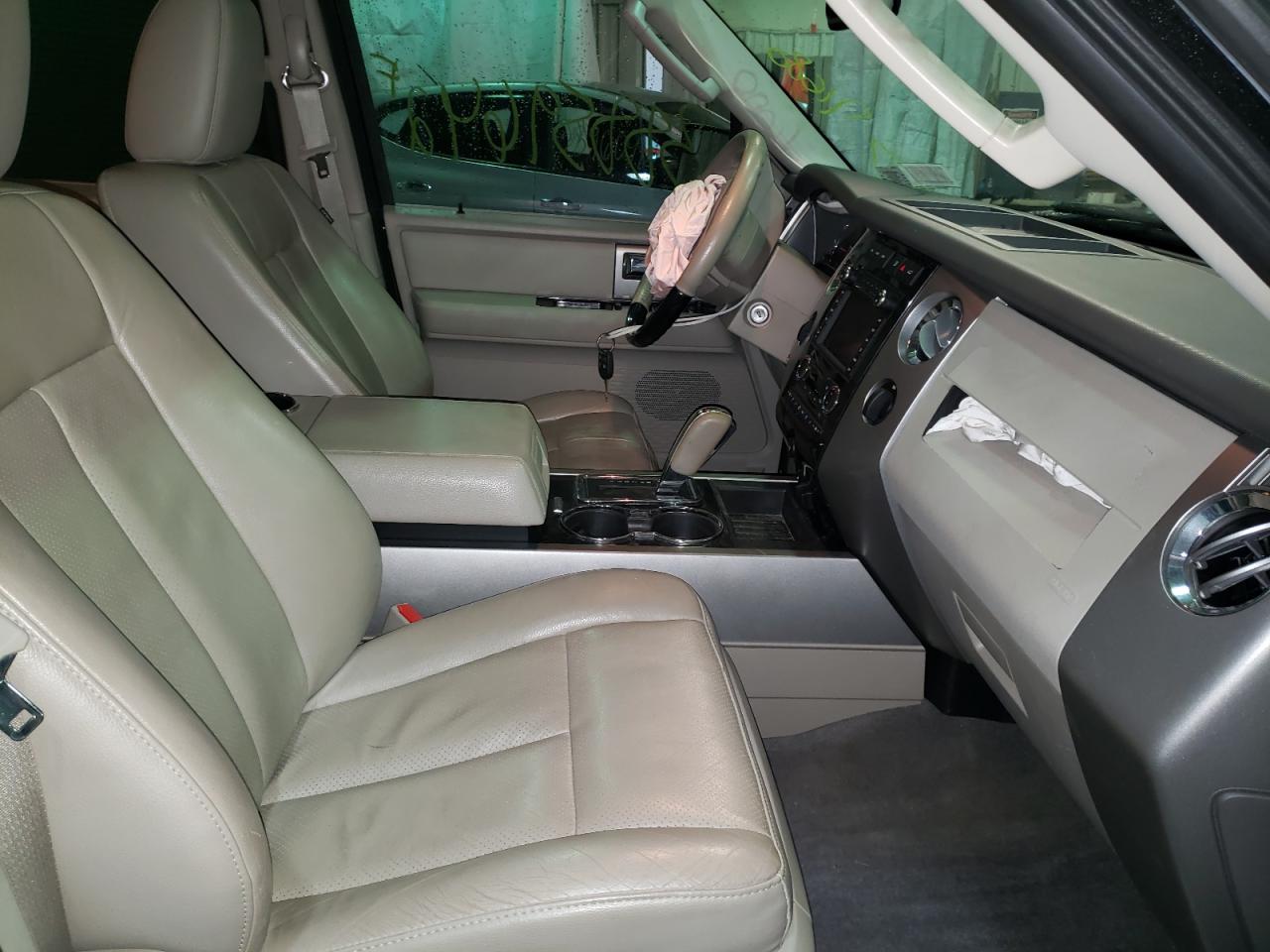 Photo 5 from auction – 2014 FORD EXPEDITION with VIN 1FMJU2A59EEF21237